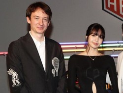 Lisa BLACKPINK Tepergok Lagi Bareng Frederic Arnault, Netizen Heboh