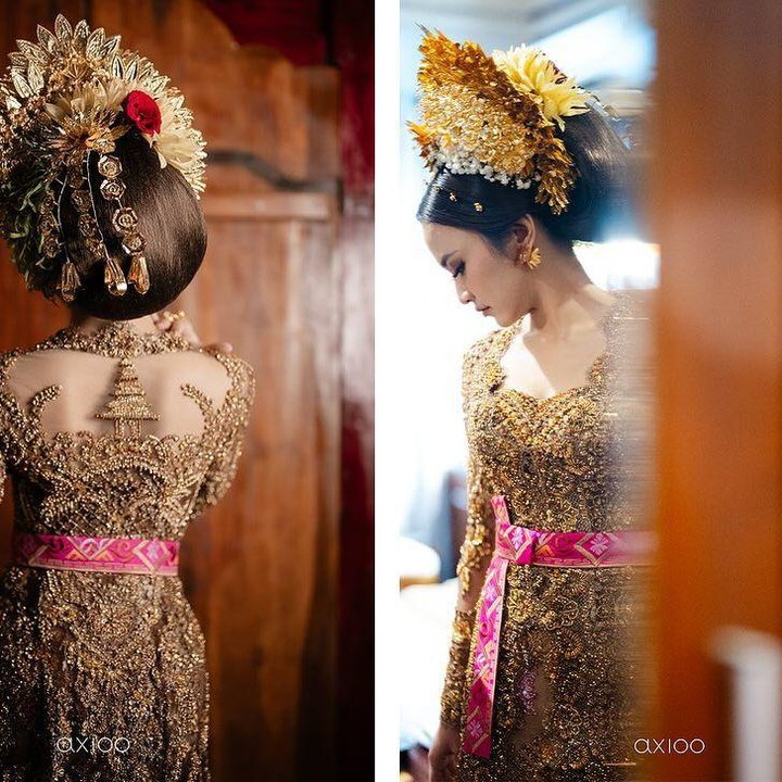 <p>Mahalini mengenakan busana rancangan desainer Tanah Air, lho. Kebaya tersebut merupakan rancangan Asky Febrianti. Warna cokelat pada kebaya terlihat serasi dengan aksesori bernuansa keemasan di tubuh Mahalini. (Foto: Instagram @rfasmusic @rizkyfbian)</p>