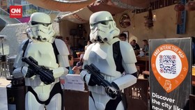 VIDEO: Hari Star Wars di Chile, Cosplay hingga Adu Lightsaber