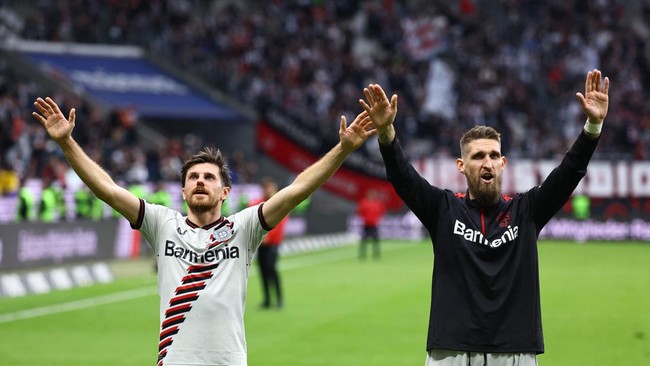 Satu pekan kembali berlalu dan Bayer Leverkusen masih memelihara peluang torehan fantastis yaitu invincible treble di akhir musim.