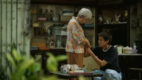 Film Grandma Dibintangi Billkin Raih 590 Ribu Penonton Sepekan