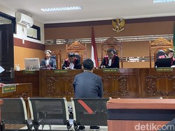 Deretan Jerat Pidana Eks Anggota DPRD Kota Sukabumi Ivan Rusvansyah