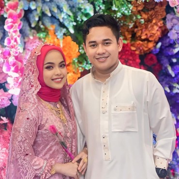 Putri Isnari Sedih Menikah Tanpa Kehadiran Orang Tua