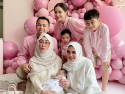 Ibunda Nagita Bicara Status Bayi Lily, Kebahagiaan Baru di Keluarga Raffi Ahmad