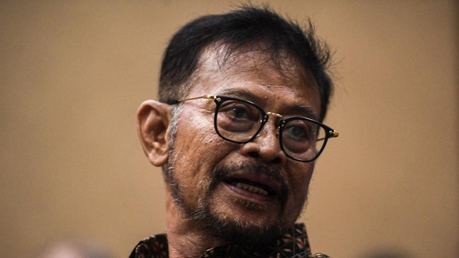 Mantan Menteri Pertanian Syahrul Yasin Limpo (SYL) gusar setelah dituntut 12 tahun penjara. Dia merasa jaksa KPK tak mempertimbangkan kinerjanya di Kementan.