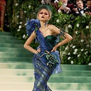 7 Artis Berbusana Terbaik di Met Gala 2024, Zendaya hingga Jennie BLACKPINK