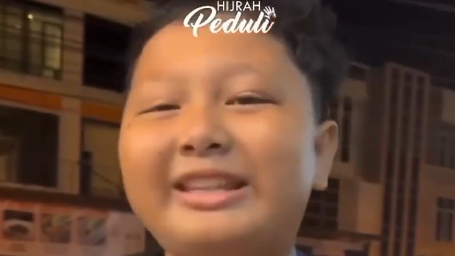 Bocah Penjual Snack Viral