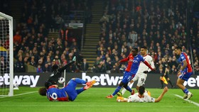 Manchester United Kebobolan 81 Gol Musim Ini