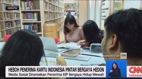 VIDEO: Heboh Penerima Kartu Indonesia Pintar Bergaya Hedon