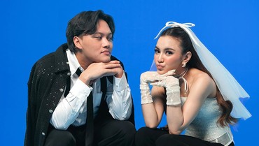 img-title Terpopuler: Tanggal Pernikahan Iky-Lini VS Ria Ricis Komen di YouTube Teuku Ryan