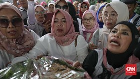 FOTO: Keramaian Perayaan Ulang Tahun Anies