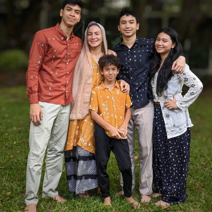 <p>Aktris sekaligus politisi Wanda Hamidah memiliki anak perempuan bernama Noor Shalima Zamaiya Hakim, Bunda. Perempuan berparas rupawan itu biasa disapa Shalima.(Foto: Instagram @shalimahakim dan @wanda_hamidah)<br /><br /><br /></p>