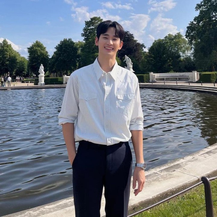 <p>Peringkat pertama reputasi brand aktor bulan Mei ini ditempati oleh Kim Soo Hyun. Aktor ini baru saja selesai membintangi drama <em>Queen of Tears</em> yang sukses menjadi drakor dengan rating tertinggi di tvN. (Foto: Instagram @soohyun_k216)</p>