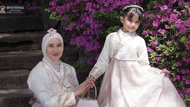 Anak Dapat Tawaran Iklan-Billboard, Ryana Dea Batasi Job Qiandra Agar Tak Ganggu Sekolah