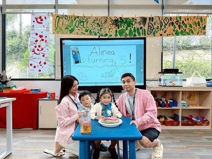 7 Potret Ultah ke-5 Alinea Putri Raditya Dika & Anissa Aziza, Dirayakan Sederhana di Sekolah
