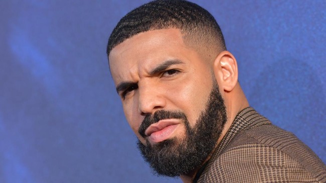 Penembakan misterius terjadi di depan rumah Drake di Toronto, penjaga rumah tersebut menjadi korban luka.