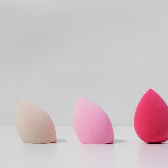 Gunakan Beauty Blender/Foto: Freepik