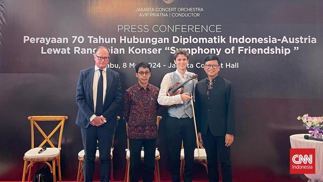 Jakarta Concert Orchestra gelar konser Symphony of Friendship, perayaan 70 tahun hubungan diplomatik Indonesia dan Austria.