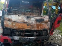 Ekskavator-Truk di Yapen Papua Dibakar OTK, Saksi Sempat Dengar Ledakan