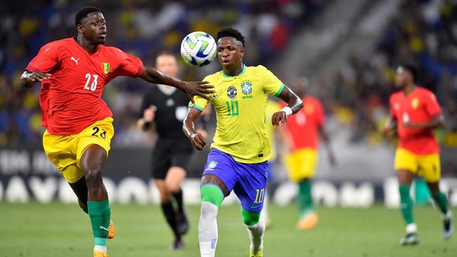 Bek timnas Guinea U-23 Saidou Sow mengatakan timnya berambisi menciptakan sejarah saat melawan Timnas Indonesia U-23 pada playoff Olimpiade 2024.