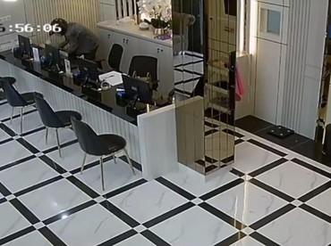 7 Potret Rekaman CCTV Pencurian di Klinik Richard Lee yang Disebut Rekayasa
