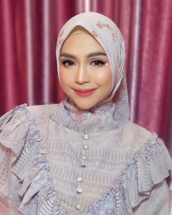 Deretan Artis Sosmed yang Punya Karier Awet di Dunia Hiburan
