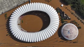 FOTO: Stadion Brasil Saat Jadi Tuan Rumah Piala Dunia 2014 Kebanjiran