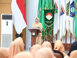 Tri Tito Karnavian Harap DWP Kemendagri Jadi Pelindung Keluarga ASN