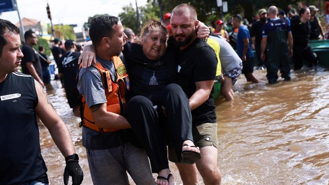 Tragedi Banjir Brasil: Korban Meningkat Tajam, Pencarian Orang Hilang Berlanjut