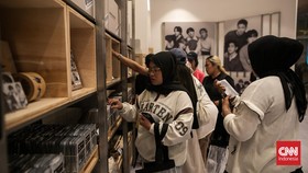Setia, ARMY Datang Berkali-kali ke BTS Pop-up: MONOCHROME