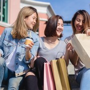 Dikenal Picky, Ini 3 Pola Pikir Belanja ala Gen Z yang Wajib Kamu Tahu