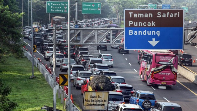 Rekayasa lampau lintas berupa sistem ganjil genap di area Puncak, Bogor diberlakukan sejak Rabu hingga Minggu 22-26 Mei 2024.