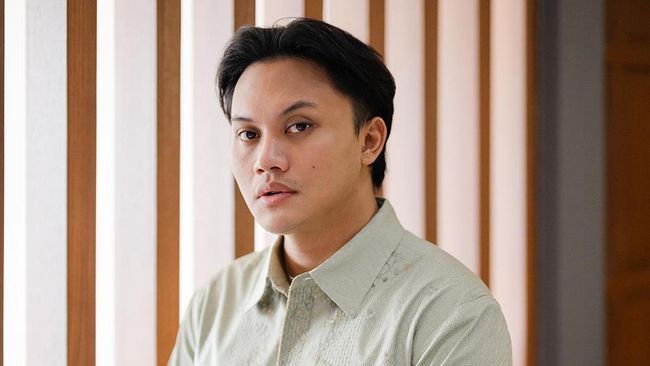 Lirik Lagu Mencinta Tanpa Arah - Rizky Febian