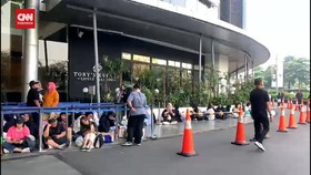 VIDEO: ARMY Antre dari Pagi Buta demi BTS Pop-up MONOCHROME Jakarta