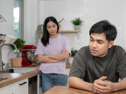 9 Kata-kata yang Tidak Boleh Diucapkan ke Suami Menurut Pakar