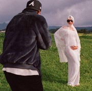Pamer Baby Bump, Justin Bieber dan Hailey Baldwin Umumkan Kehamilan Anak Pertama