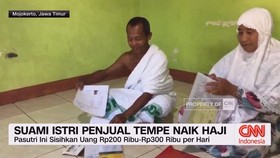 VIDOE:  Penjual Bakso Bakar & Penjual Tempe Naik Haji