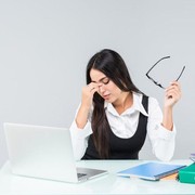 Pusing karena Kerjaan? Simak 5 Cara Efektif Mengelola Stres bagi Perempuan Karier