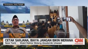 VIDEO: Cetak Sarjana, Biaya Jangan Bikin Merana