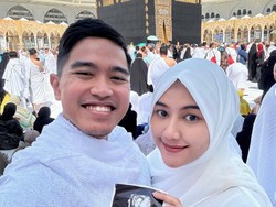 Kehamilan Erina Gudono Diumumkan Kaesang di Depan Kabah