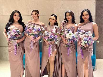 7 Potret Keseruan Para Artis di Pesta Pernikahan Rizky Febian dan Mahalini