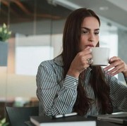 7 Kesalahan Minum Kopi yang Dapat Membahayakan Kesehatanmu, Hindari!