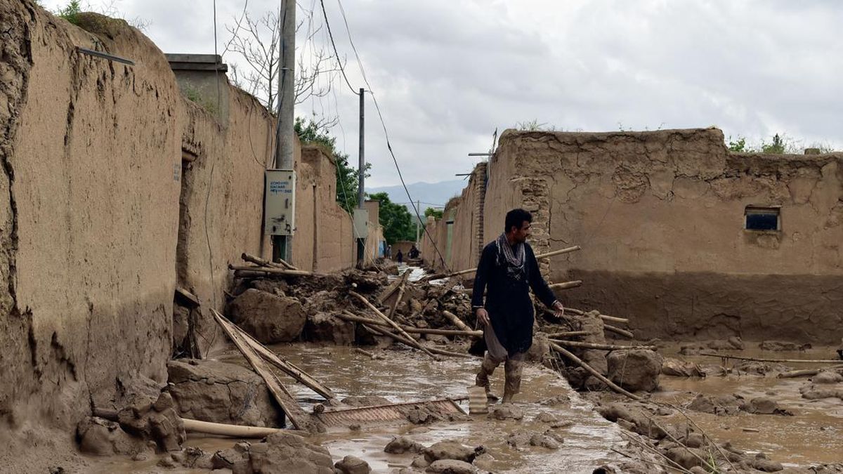Musim hujan lebat picu banjir di Afghanistan, 20 tewas, ratusan hilang
