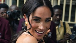 Gaya Berpakaian Meghan Markle Diduga Kena Sindir Ibu Negara Nigeria, Dibilang...