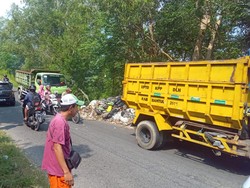 Warga Kantongi Identitas Pelaku Pembuangan Sampah di Jalan Imogiri-Panggang