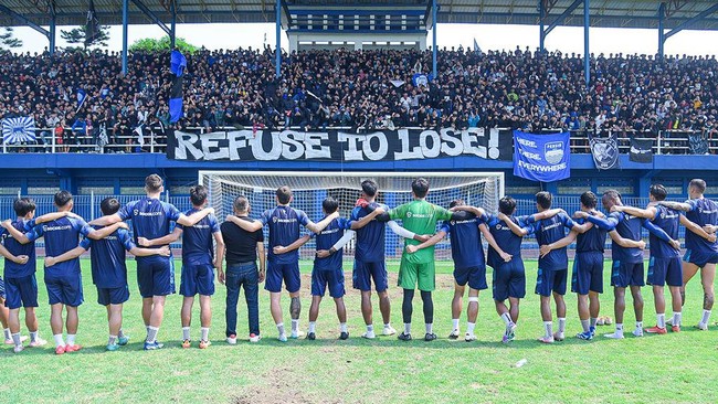 Ribuan Bobotoh Bakal Kawal Persib Berlaga di Bali