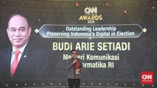 Menkominfo Budi Arie Raih Penghargaan CNN Indonesia Awards