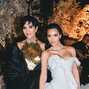 6 Seleb Hollywood Rayakan International Mother's Day, Posting Foto Lawas dan Pesan Haru