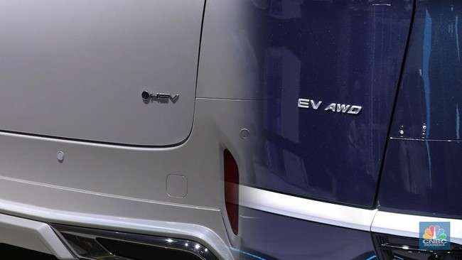 Hybrid Dulu Juara Kini Disalip Mobil Listrik Full, Ada Apa Indonesia?