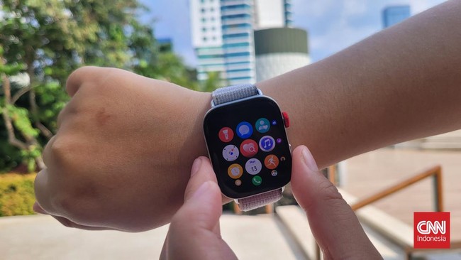 Huawei memperkenalkan jam tangan pintar terbaru Huawei Watch Fit 3 yang mengusung desain lebih kotak. Simak tampilannya.